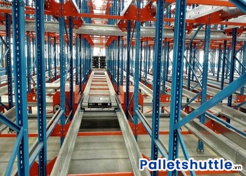 Gia tăng năng suất lưu kho với hệ thống kệ robot tự động