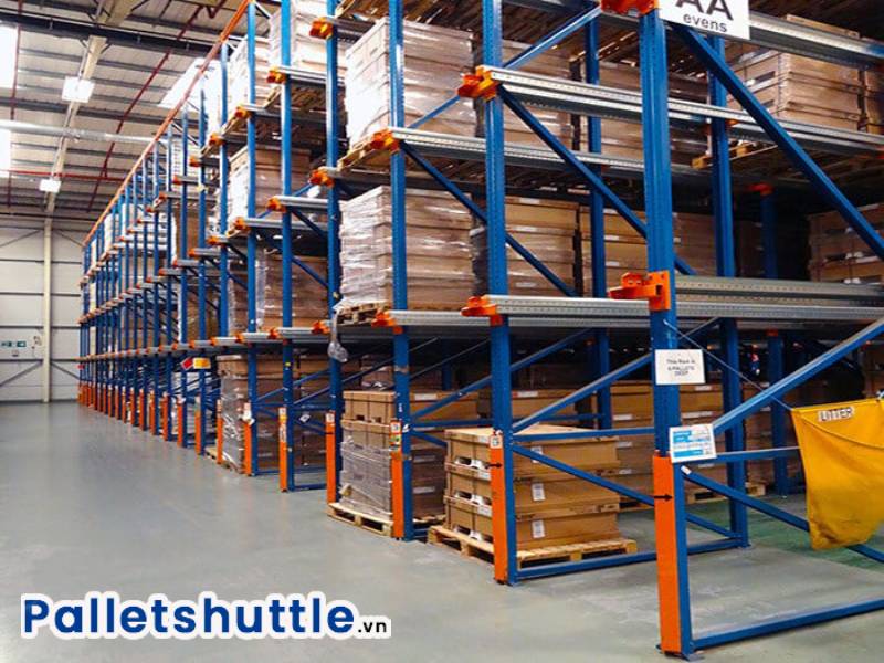 Kệ drive in vận hành linh hoạt, nhanh chóng