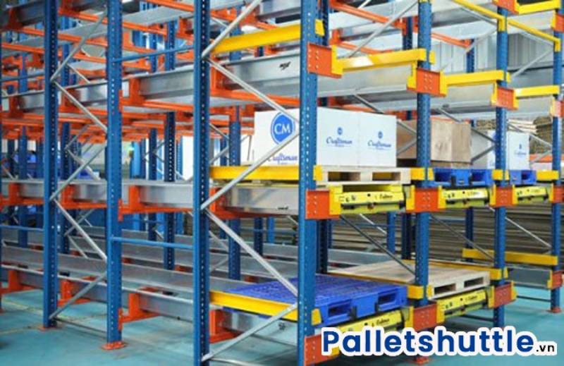 Kệ hàng robot shuttle được ứng dụng trong nhiều kho hàng hiện nay