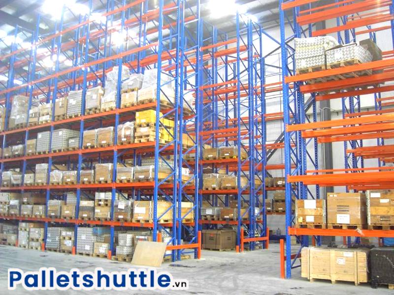 Sử dụng kệ pallet giúp tối ưu diện tích lưu kho